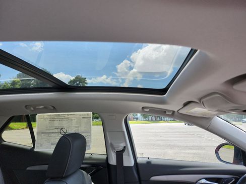 New 2025 Buick Envision Sport Touring image 8