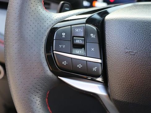 Used 2025 Ford Explorer ST image 27