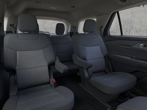New 2026 Ford Explorer Active AWD/4WD image 11