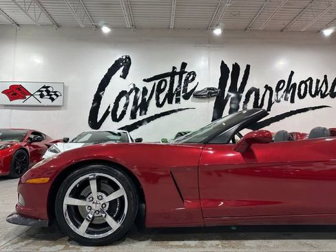 Used 2010 Chevrolet Corvette Convertible w/ Preferred Equipment Group RWD image 6