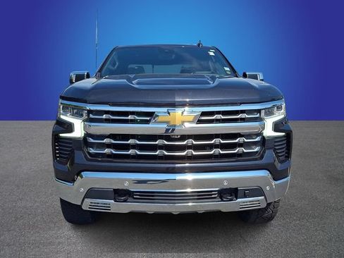 Used 2023 Chevrolet Silverado 1500 LTZ w/ Technology Package AWD/4WD image 2