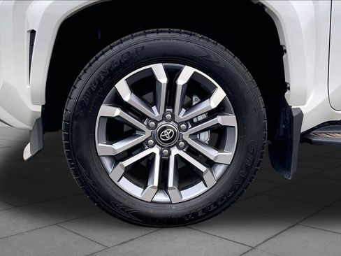 Used 2026 Toyota 4Runner Limited AWD/4WD image 11