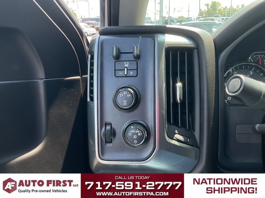 Used 2016 Chevrolet Silverado 2500 LT w/ LT Convenience Package AWD/4WD image 29