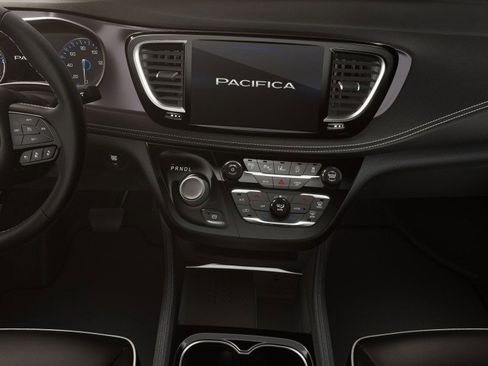 New 2026 Chrysler Pacifica Limited w/ S Appearance Package image 5