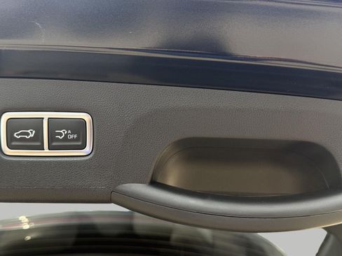 Used 2025 Kia Sorento EX AWD/4WD image 19