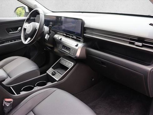 Used 2026 Hyundai Kona Limited FWD image 27
