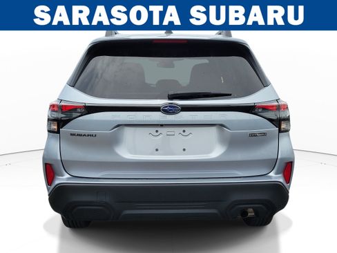 Used 2026 Subaru Forester Premium AWD/4WD image 5