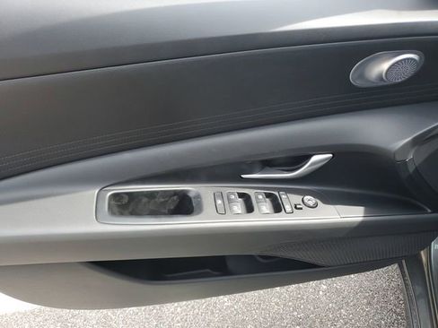 New 2026 Hyundai Elantra SE FWD image 17