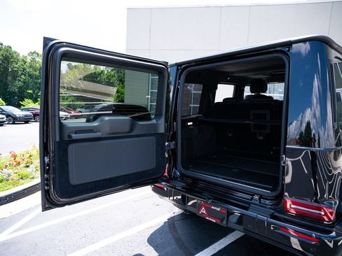 Used 2025 Mercedes-Benz G 580 w/ EQ Technology image 42
