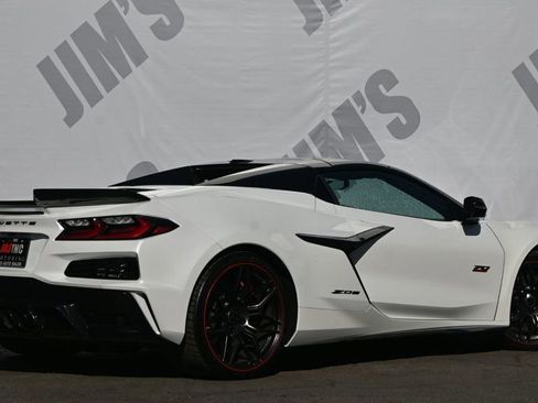 Used 2023 Chevrolet Corvette Z06 image 5