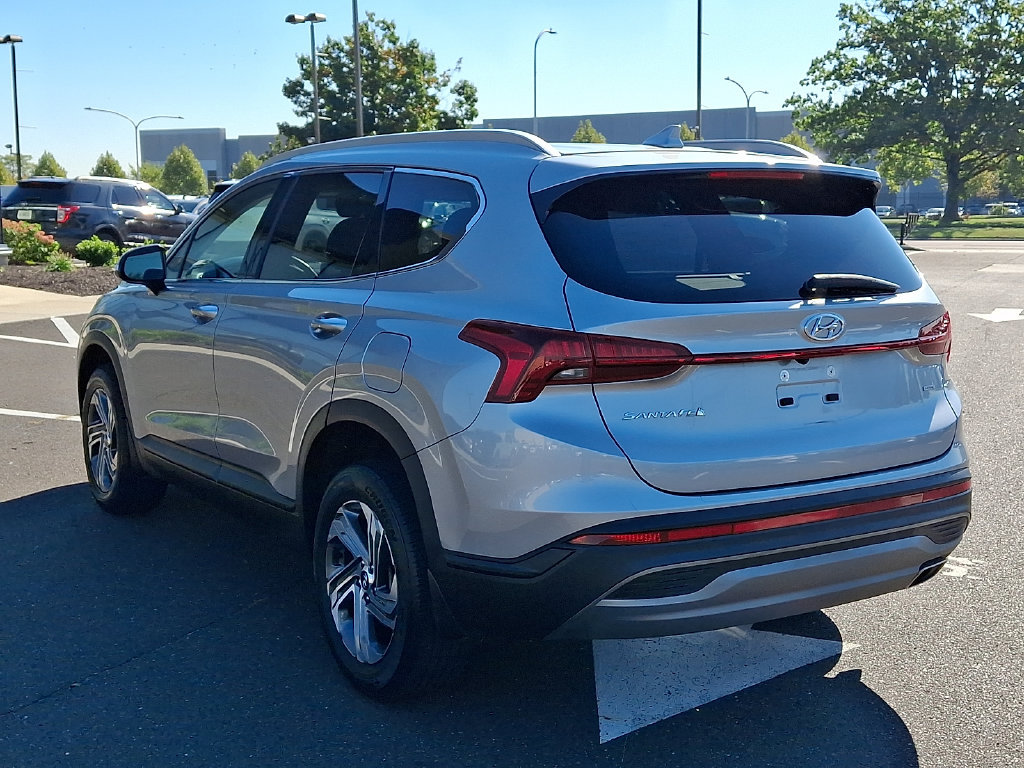 Certified 2023 Hyundai Santa Fe SEL AWD/4WD image 5