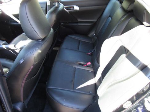 Used 2013 Lexus CT 200h image 13