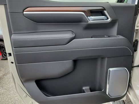New 2026 GMC Sierra 1500 Denali image 11