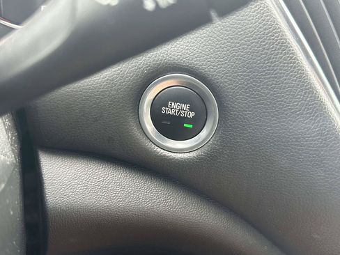 Used 2024 Chevrolet Malibu LT FWD image 25