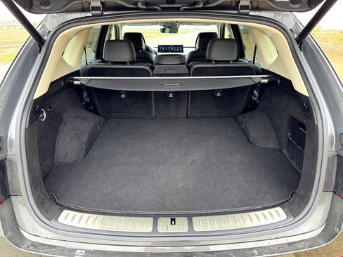 Used 2024 Genesis GV80 2.5T image 8