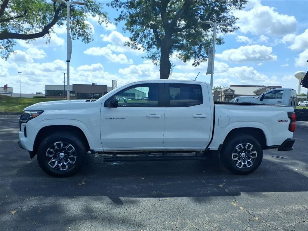Used 2024 Chevrolet Colorado Z71 w/ Z71 Convenience Package 2 AWD/4WD image 4