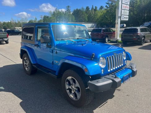 Used 2016 Jeep Wrangler Sahara w/ Trailer Tow Group AWD/4WD image 3