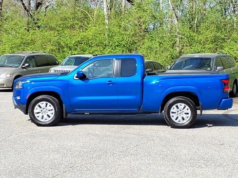 Used 2024 Nissan Frontier SV w/ SV Convenience Package image 3