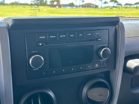 Used 2010 Jeep Wrangler Sport image 16