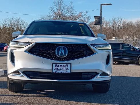 Used 2023 Acura MDX SH-AWD w/ Technology Package image 9