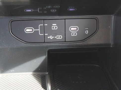 Used 2024 Kia Sorento SX FWD image 44