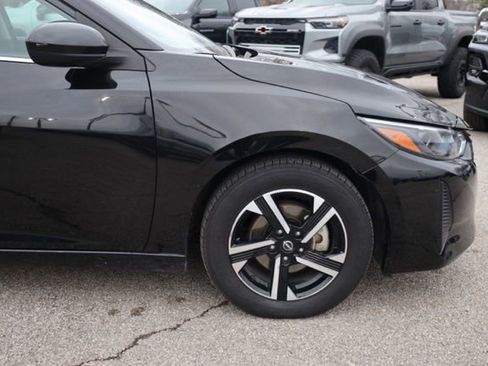 Used 2024 Nissan Sentra SV image 12