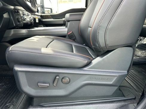 New 2025 Ford F350 Lariat image 18