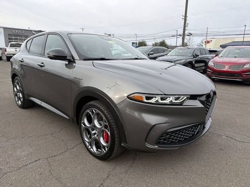 Used 2024 Alfa Romeo Tonale Veloce image 7