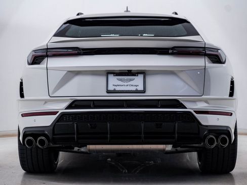 Used 2024 Lamborghini Urus S image 8