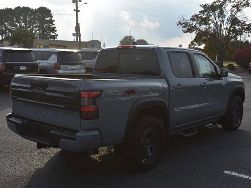 New 2026 Nissan Frontier PRO-4X w/ Pro-4x Convenience Package image 5