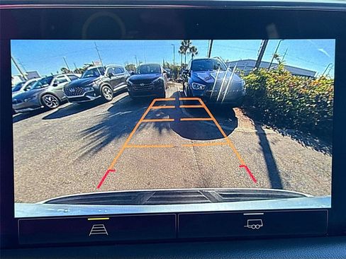 Used 2023 Chevrolet Suburban Premier image 14