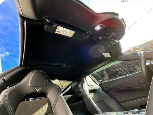 Used 2016 Chevrolet Corvette Z06 w/ 2LZ Preferred Equipment Group image 27