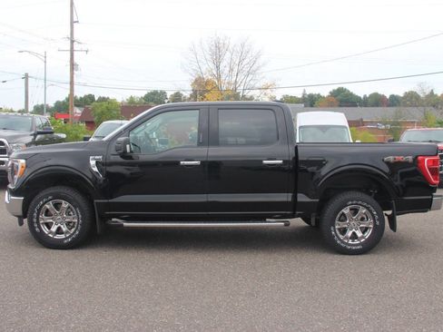 Certified 2022 Ford F150 XLT w/ Equipment Group 302A High image 7