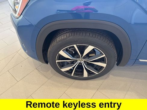 New 2026 Volkswagen Atlas Cross Sport SEL Premium R-Line AWD/4WD image 9