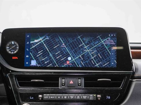 Used 2023 Lexus ES 300h w/ Premium Package image 14