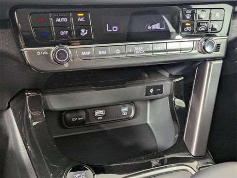 New 2026 Kia Seltos SX image 22
