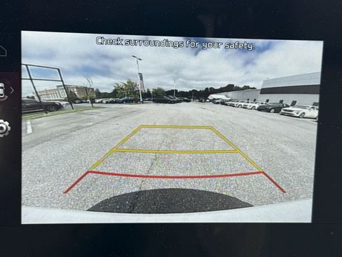 New 2025 Kia Niro EX Touring image 27