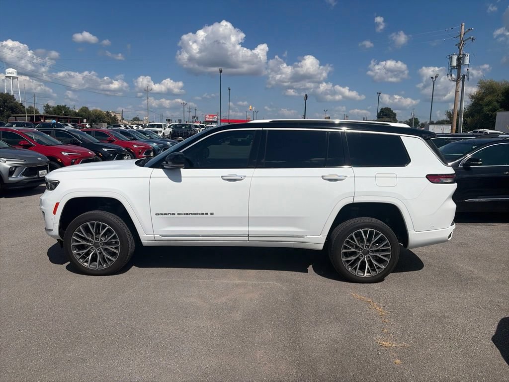 Used 2021 Jeep Grand Cherokee L Summit AWD/4WD image 3