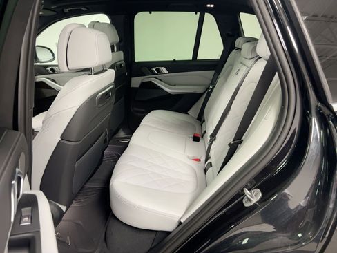 New 2026 BMW X5 sDrive40i w/ Climate Comfort Package image 14