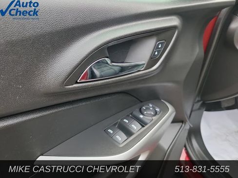 Used 2024 Chevrolet Trax LS FWD image 18