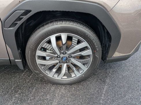 Certified 2025 Subaru Forester Touring w/ Popular Package - Touring AWD/4WD image 11