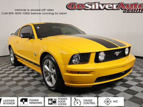 Used 2009 Ford Mustang GT Premium image 1