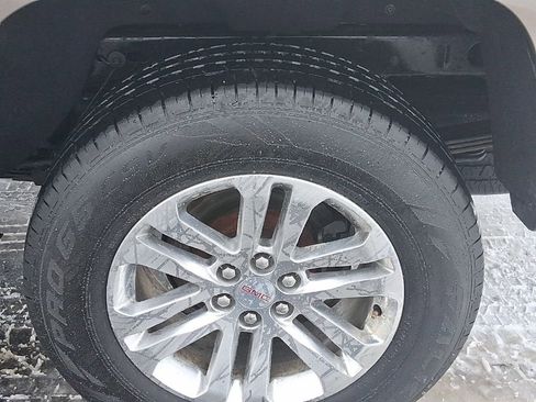 Used 2016 GMC Canyon SLT image 12