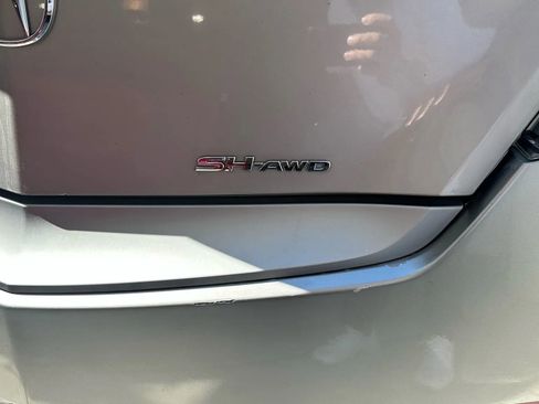 Used 2011 Acura TL SH-AWD image 9