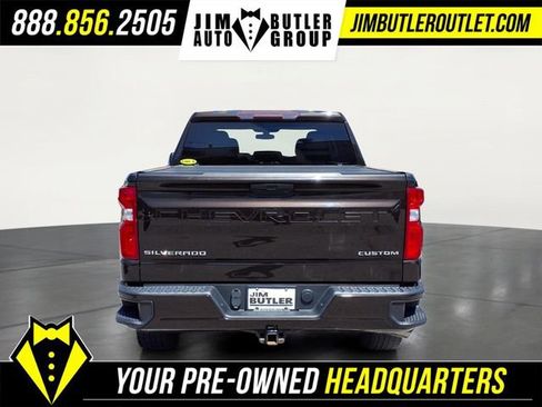 Used 2020 Chevrolet Silverado 1500 Custom w/ Custom Value Package AWD/4WD image 16
