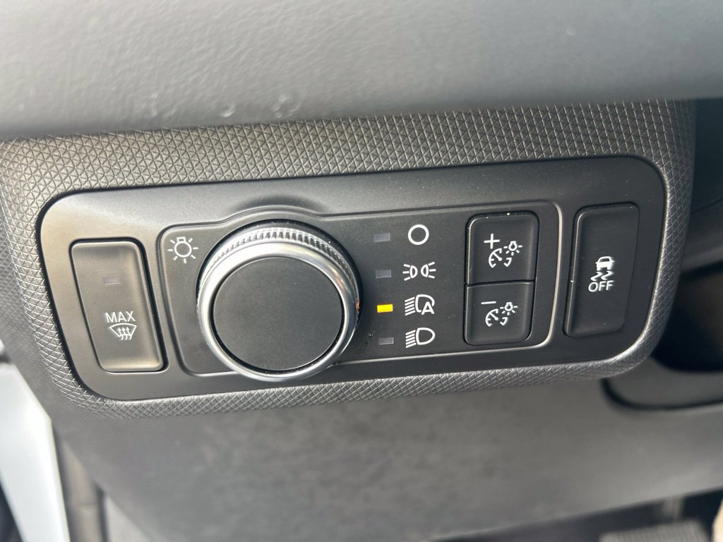 Used 2022 Ford Mustang Mach-E Select AWD/4WD image 23