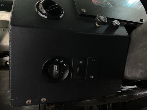 Used 2017 Ford E-350 and Econoline 350 Super Duty w/ A/C Prep Package image 34