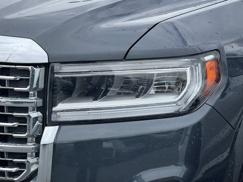 Used 2021 GMC Acadia Denali w/ Denali Technology Package image 7