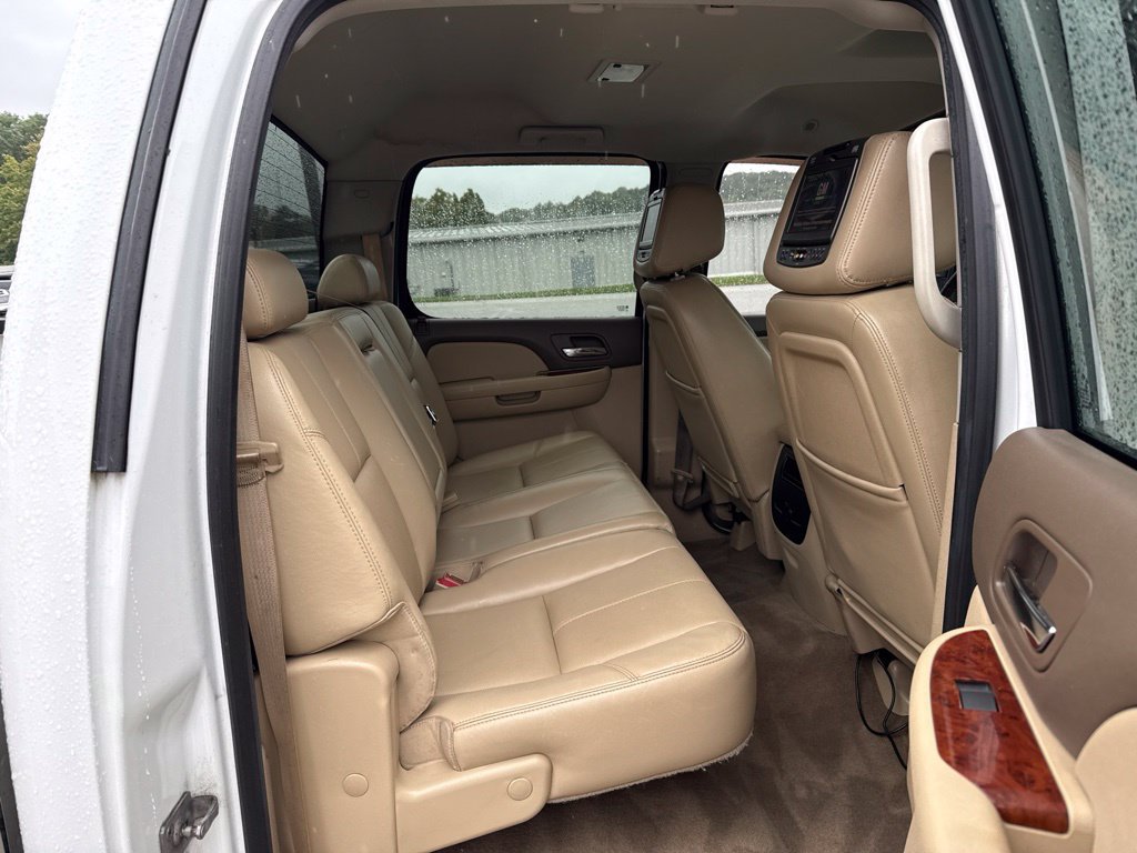 Used 2012 Chevrolet Silverado 3500 LTZ w/ LTZ Plus Package RWD image 13