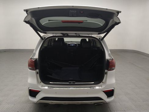 Used 2019 Kia Sorento SX w/ SX Touring Package FWD image 29